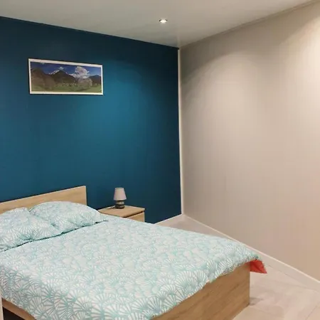 La Croix Majot Holiday home Regniowez