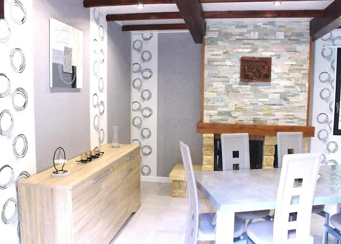 La Croix Majot Tatil Evi